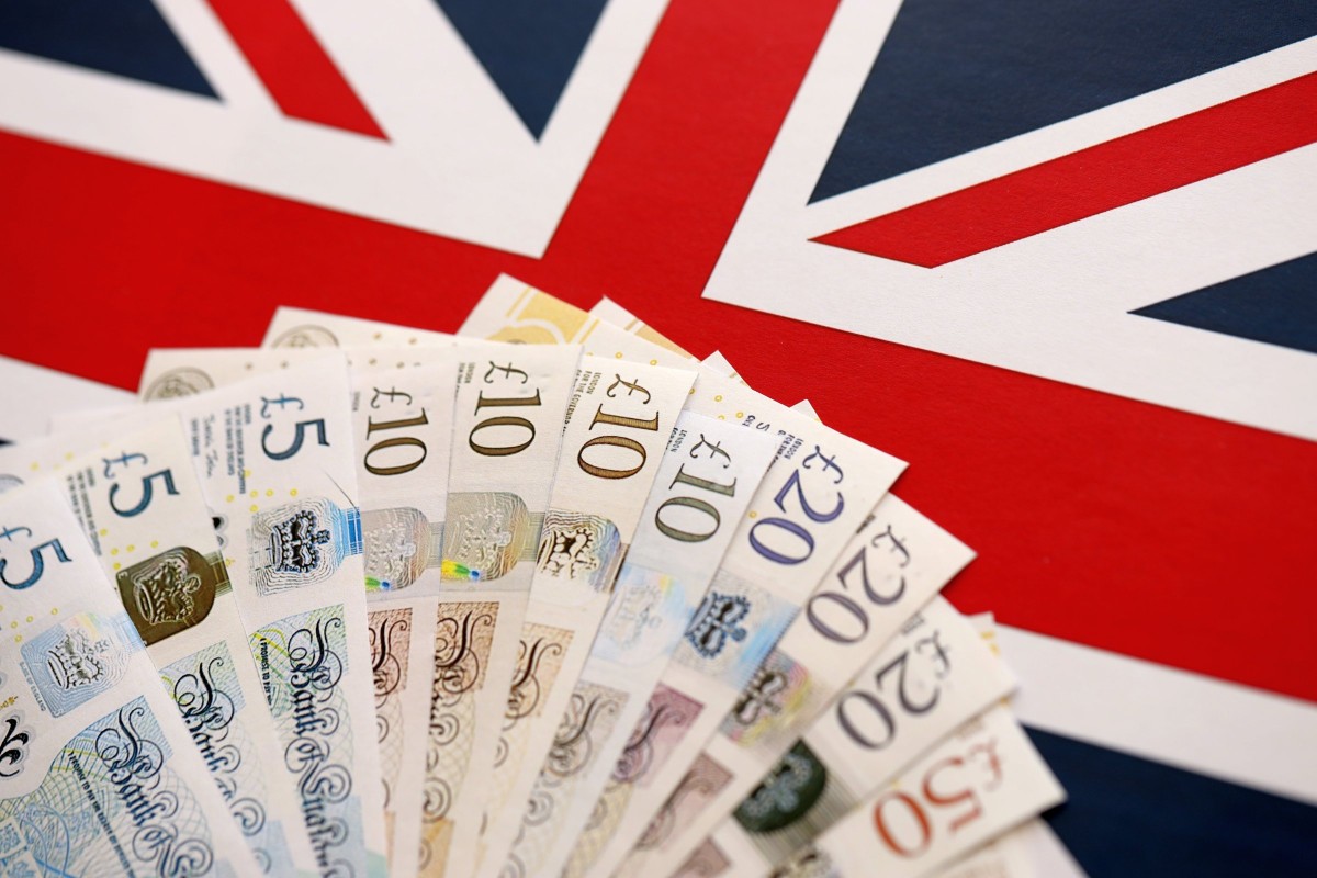 Pound-to-Euro Rises as UK Economy Leads G7 Growth Table